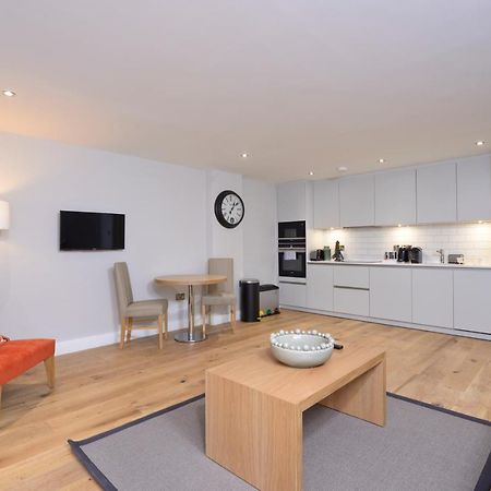 Destiny Scotland New Town Apartments เอดินบะระ ภายนอก รูปภาพ