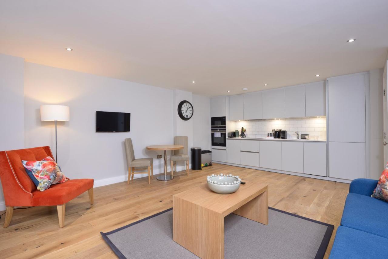 Destiny Scotland New Town Apartments เอดินบะระ ภายนอก รูปภาพ