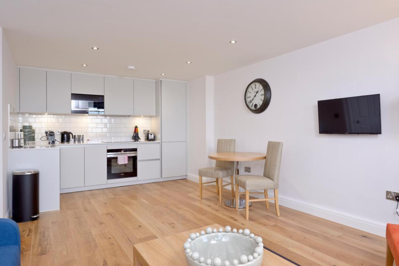 Destiny Scotland New Town Apartments เอดินบะระ ภายนอก รูปภาพ